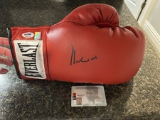 Guantone da boxe firmato