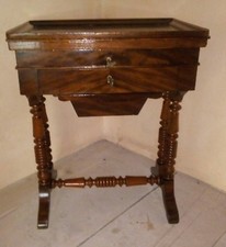Tavolino antico