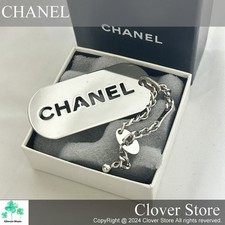 CHANEL Logo Placca Portachiavi
