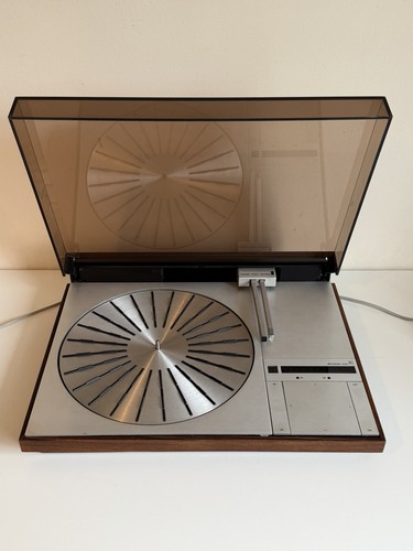 Giradischi bang olufsen - &,