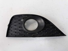 6J08853666A GRIGLIA PARAURTI DESTRA / 107212416 / 696542 PER SEAT IBIZA 6J5 ST