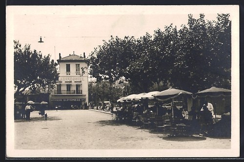 Cpa lavandou rue ernest - le,