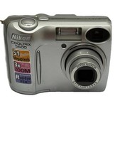 Nikon Coolpix 5600 5,1