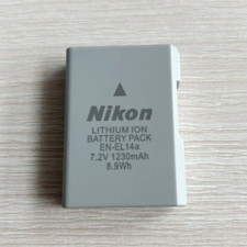 Original Nikon EN-EL14a