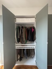 Armadio giacche pantaloni