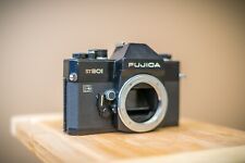 Fujica ST 801 fotocamera reflex pellicola 35 mm corpo nero dal Giappone