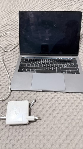 Apple macbook pro 2016 - apple,