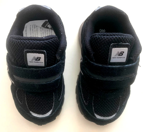 New balance sneakers - new,