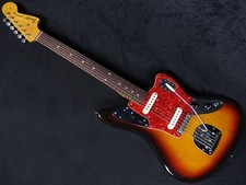 Parafango Japan JG66-85 3TS Jaguar 3 toni Sunburst realizzato in Giappone 1999-2002
