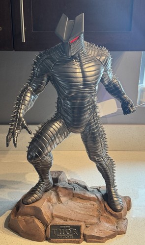 Rara statua marvel sample - statua,