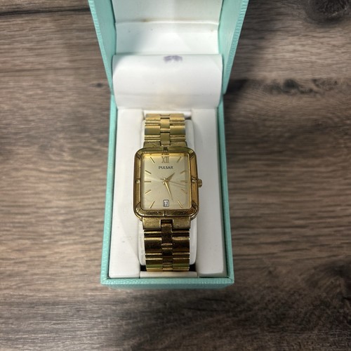 Vintage pulsar watch - pulsar,
