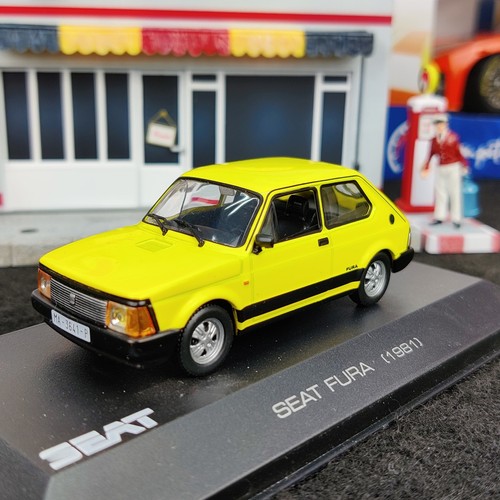 Voiture seat fura - fura, jaune