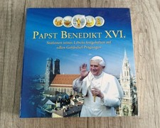 Papa Benedetto XVI stazioni della sua vita su monete preziose rilievo oro coniazioni