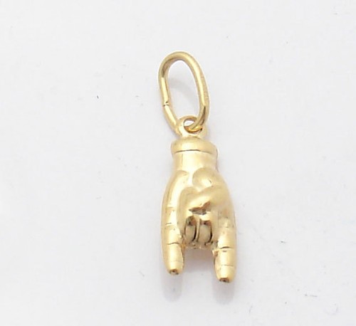 Ciondolo charm mano cornuto - ,