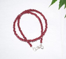 Elegante collana di perle con