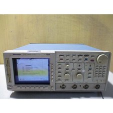 Oscilloscopio digitale al fosforo Tektronix TDS784D usato 4 canali 4GS/s/1GHz