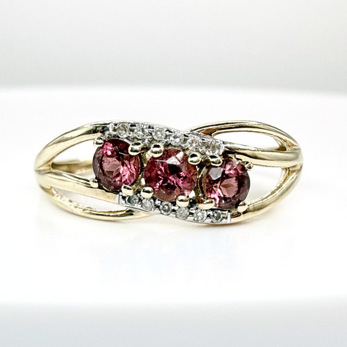 Anello trilogy incrociato oro