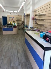 arredamento negozio usato