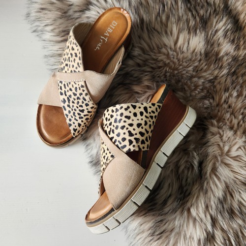 Sandali con zeppa - , donna