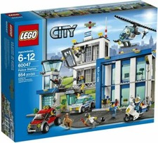 LEGO CITY: Police Station