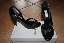 Giancarlo Paoli shoes ceremony