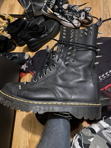 Martens made for camden - dr,