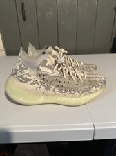 Yeezy 380 Alien usato senza