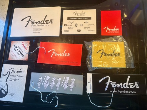 Custodia fender candy manuale - candy,