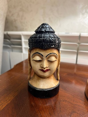 Statua testa buddha - di,