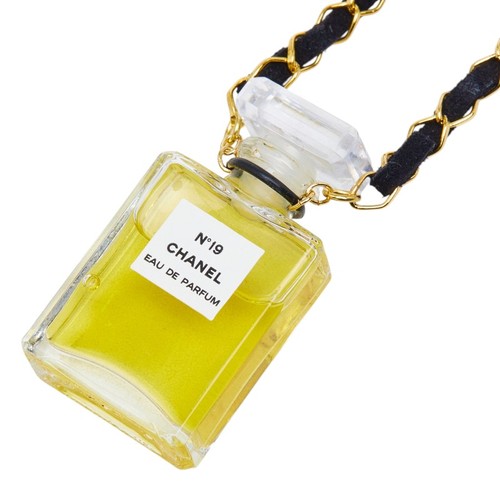 Chanel collana con ciondolo - n.,