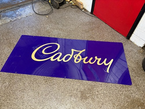 Large cadbury chocolate shop - chocolate,