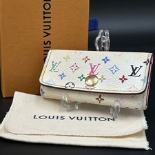 LOUIS VUITTON Monogram