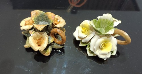 Coppia portacandele fiori - di,