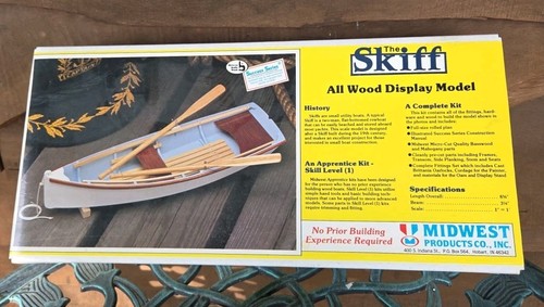 The skiff all wood - skiff, display