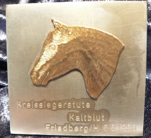 Friedberg assia 1950 - 1950:, sangue