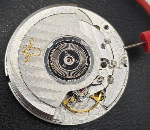 Omega 1108 movimento
