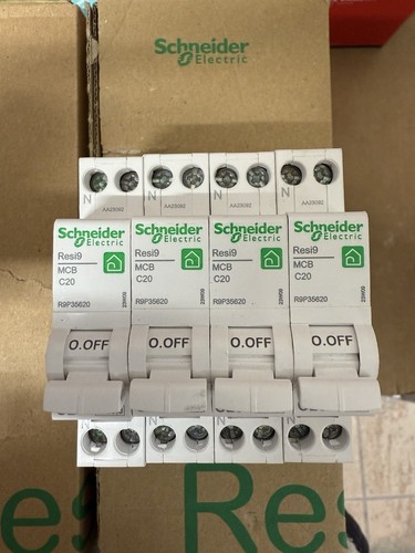 Interruttore magnetotermico