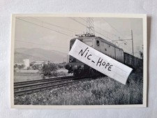 Fotografia Locomotore Elettrico FS E 636.416 traina carri merci 