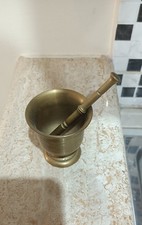 Piccolissimo mortaio con pestello antico in ottone