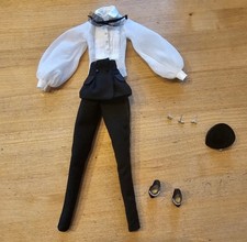 Abito smoking Le, Integrity