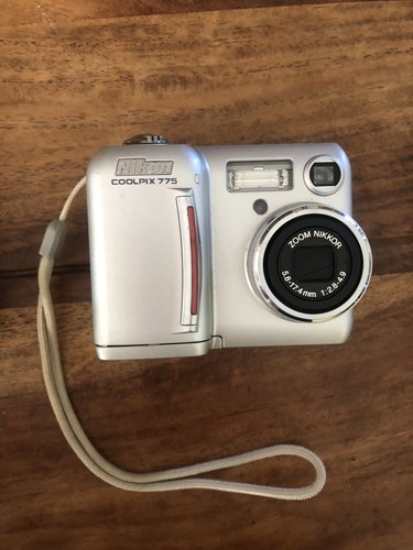 Nikon digital camera coolpix - camera,