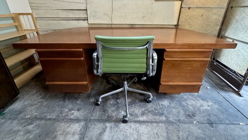 Scrivania direzionale vintage