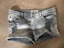 pantaloncini donna ZARA In Jeans Colore Grigio Chiaro Usati Pochissimo Taglia 42