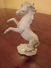 Cavallo VILLARI porcellana Capodimonte
