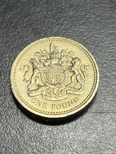 Moneta una sterlina royal - una,