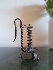 Candelabro/portacandele antico in ferro battuto con spegnitoio