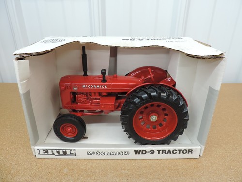 Trattore farmall ertl - farmall, wd-9