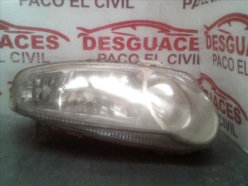 468261940 faro fanale destro