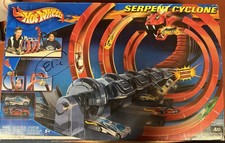 Hot Wheels 2002 Serpent