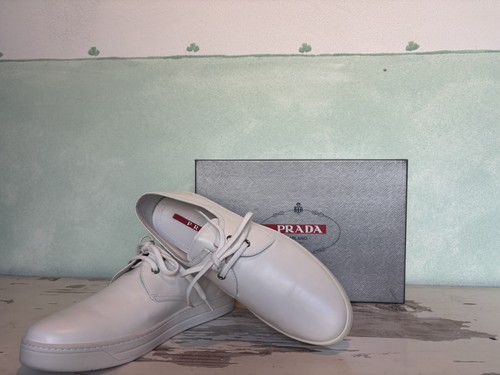 Prada sneakers nuove